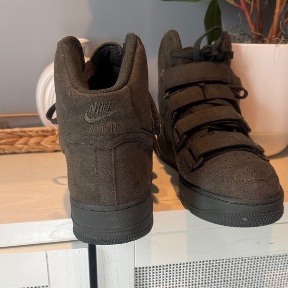 Men's Black High-Top Sneakers - Picture 4 of 7